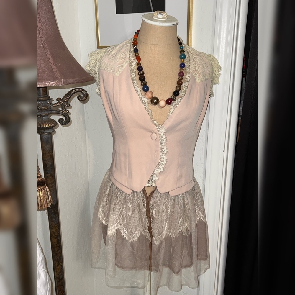 Beautiful A Line Lace Vest